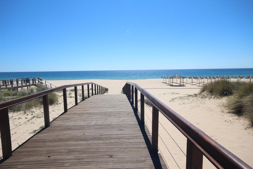 Apartment On The Beach By Amcf Alvor Εξωτερικό φωτογραφία